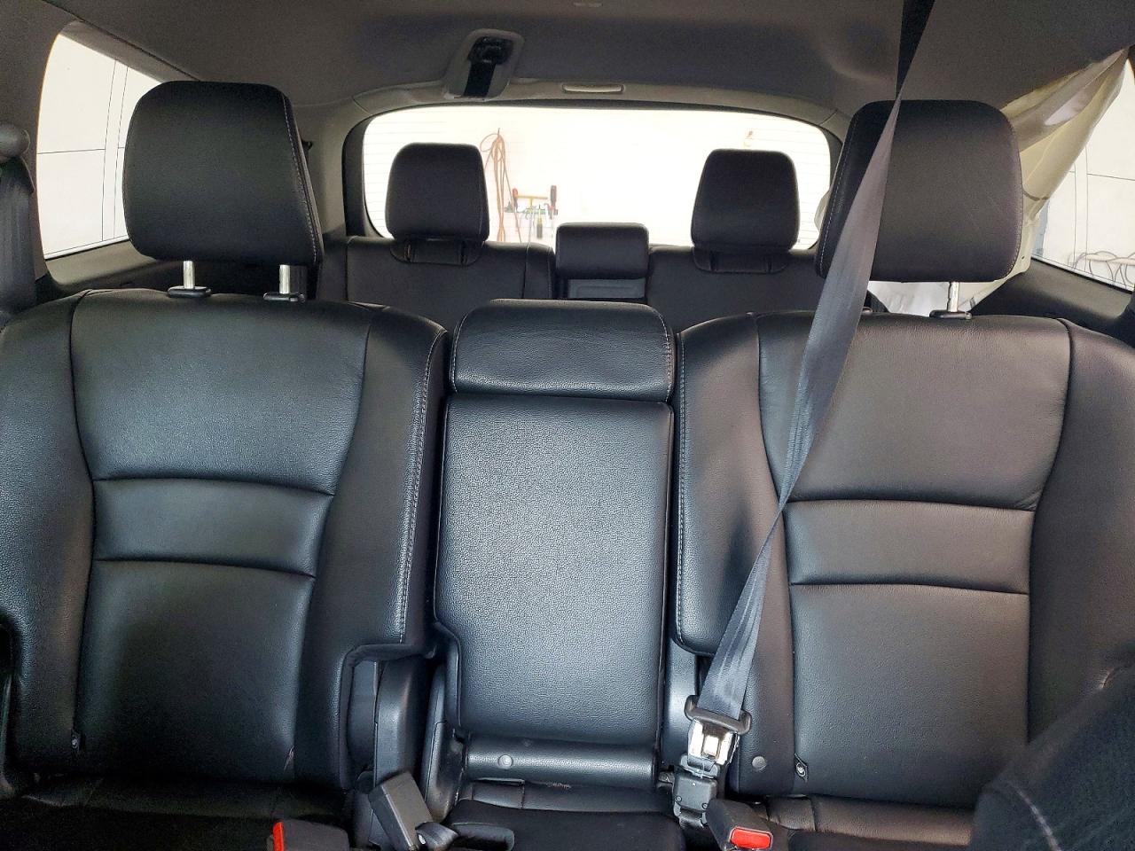 2016 HONDA PILOT EXLN photo 10