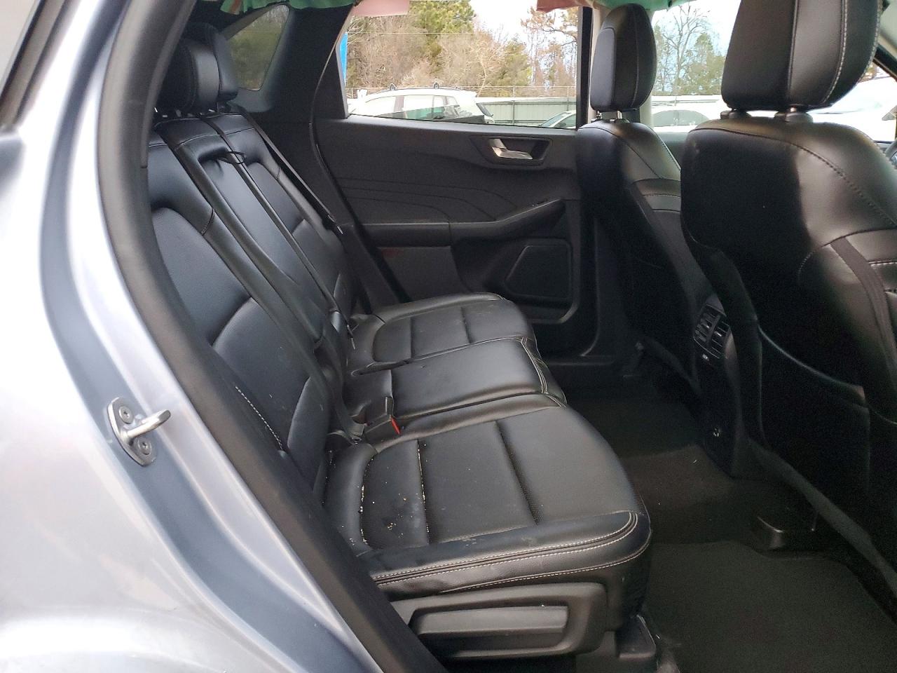 2022 FORD ESCAPE SEL photo 11