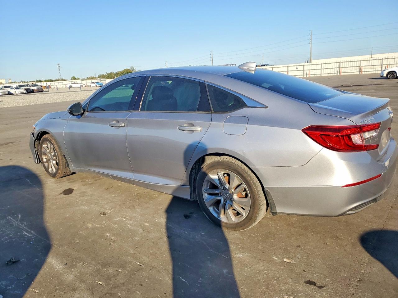 2020 HONDA ACCORD LX photo 4