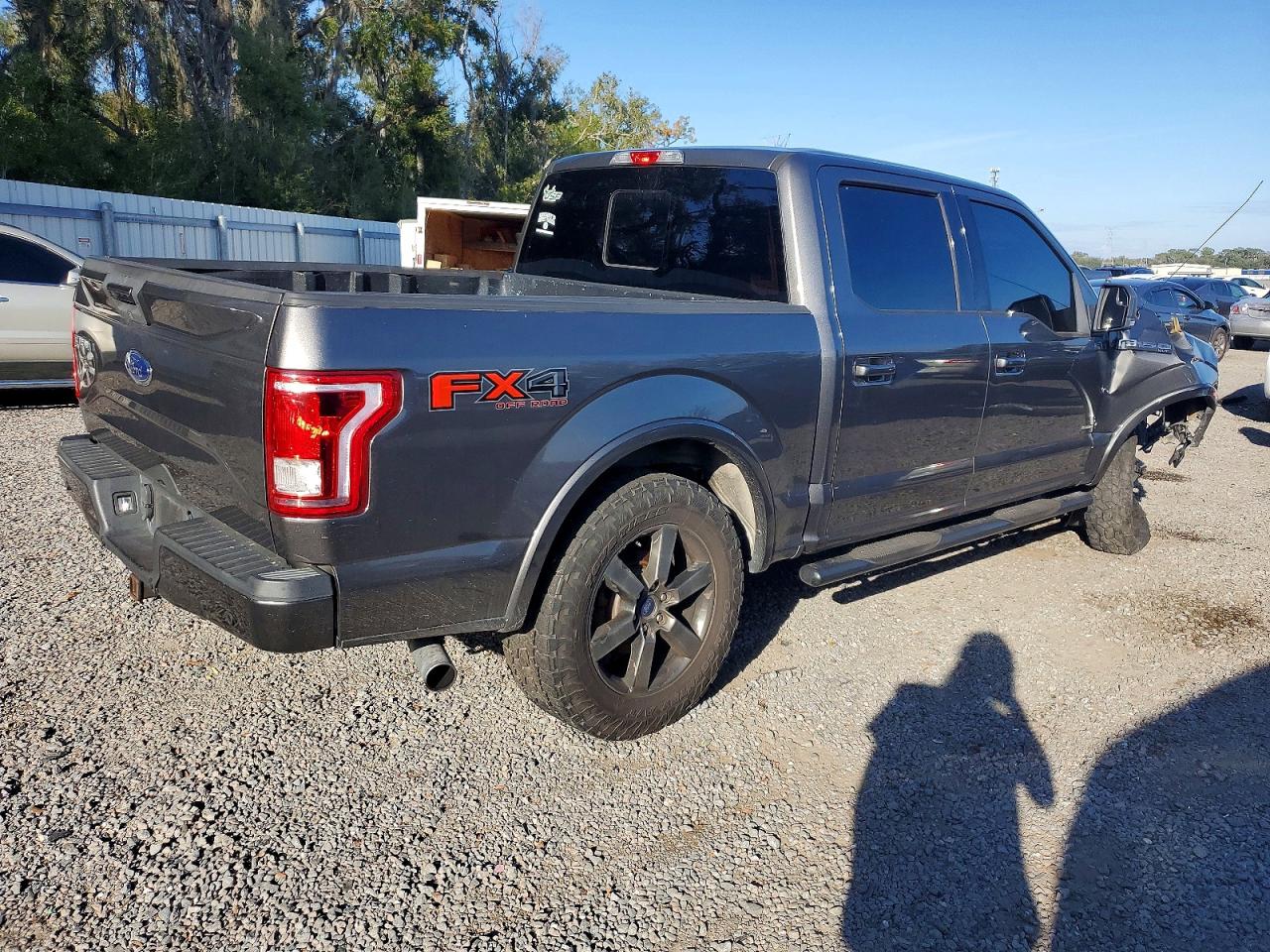 2016 FORD F150 SUPERCREW photo 3