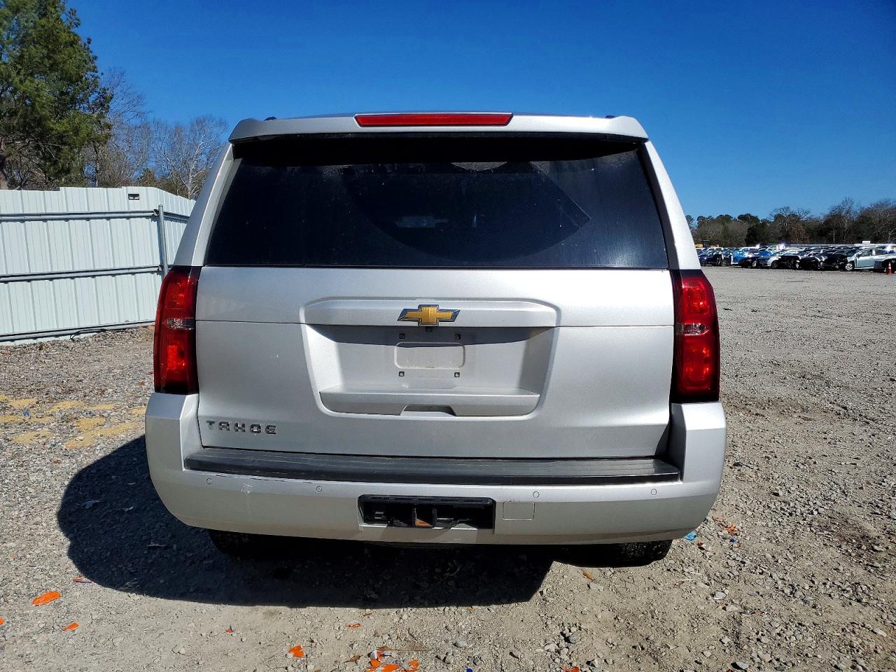 2016 CHEVROLET TAHOE C1500 LT photo 6