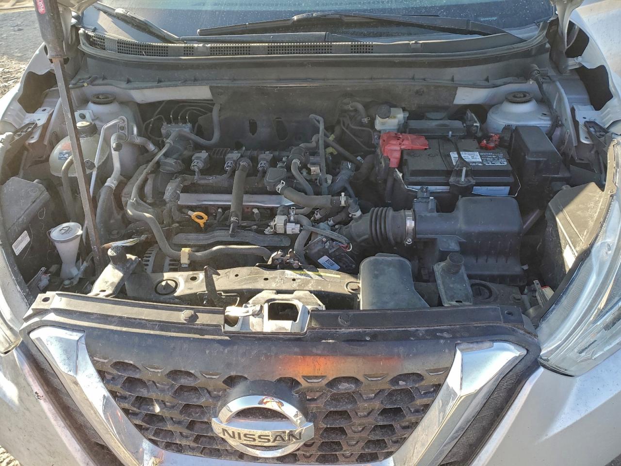 2020 NISSAN KICKS S photo 21