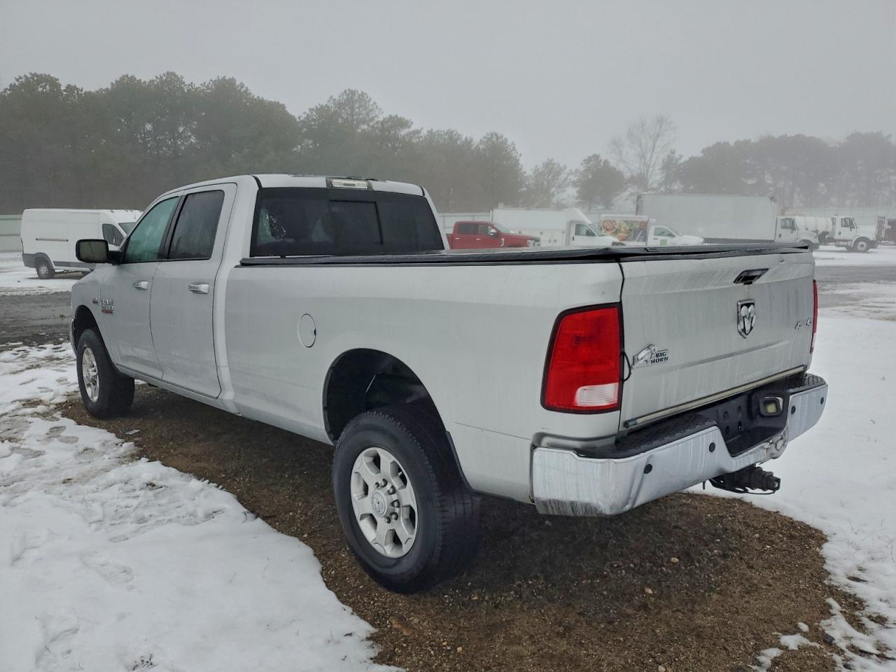 2016 RAM 2500 SLT photo 5