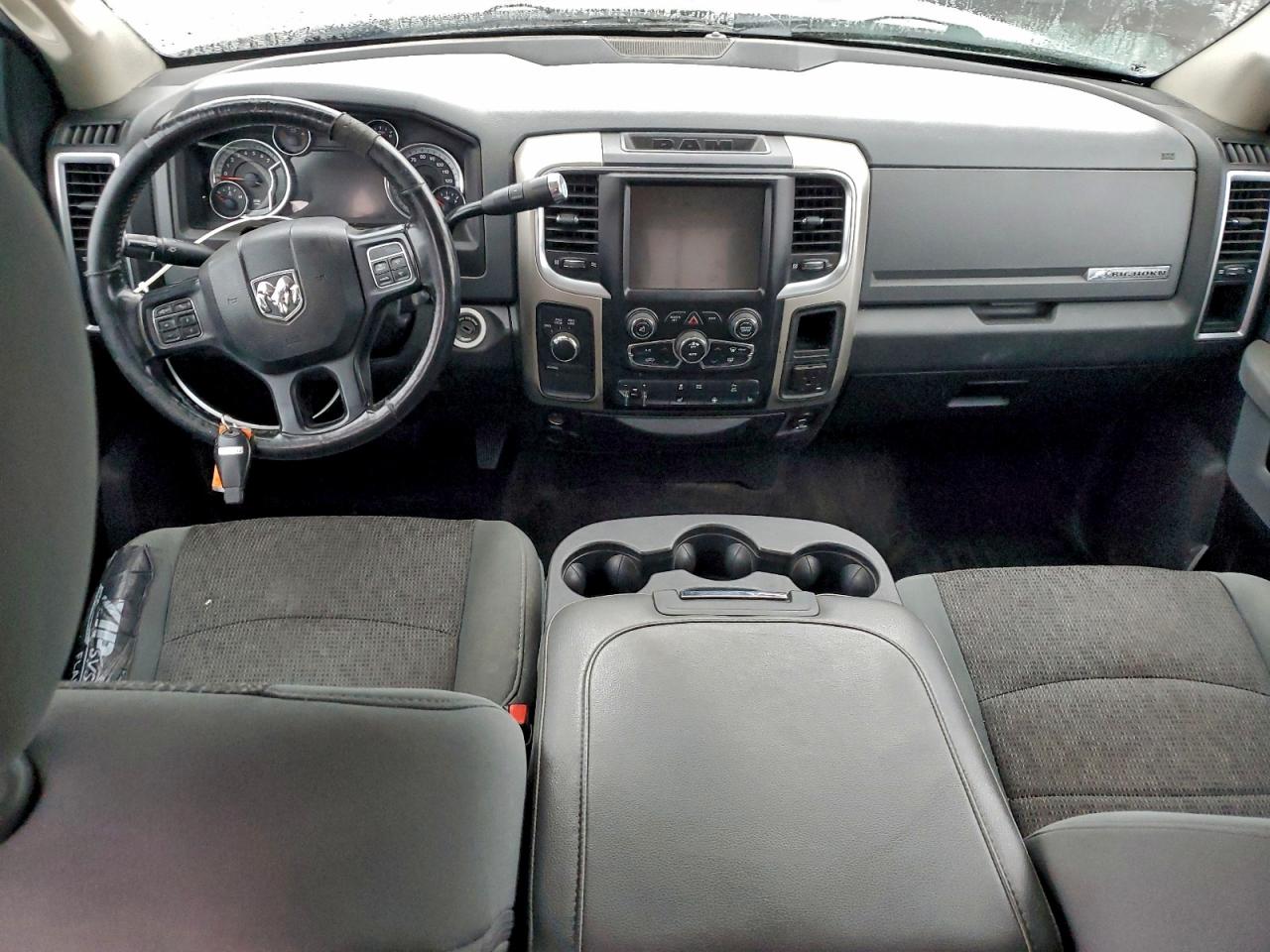 2016 RAM 2500 SLT photo 29