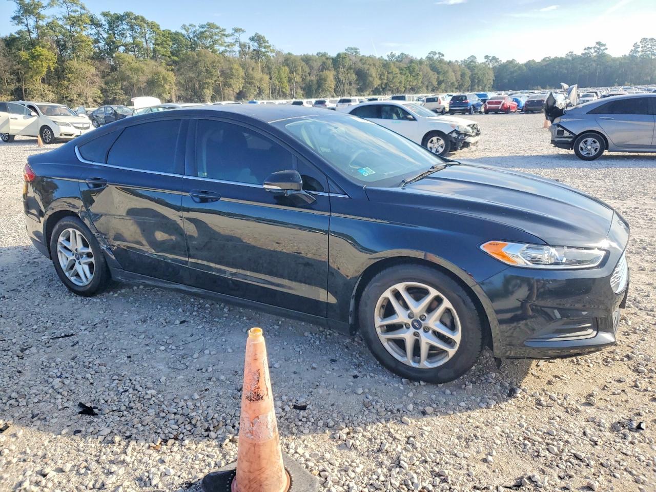 2014 FORD FUSION SE photo 10