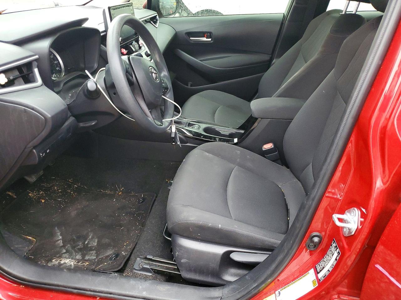 2021 TOYOTA COROLLA LE photo 7