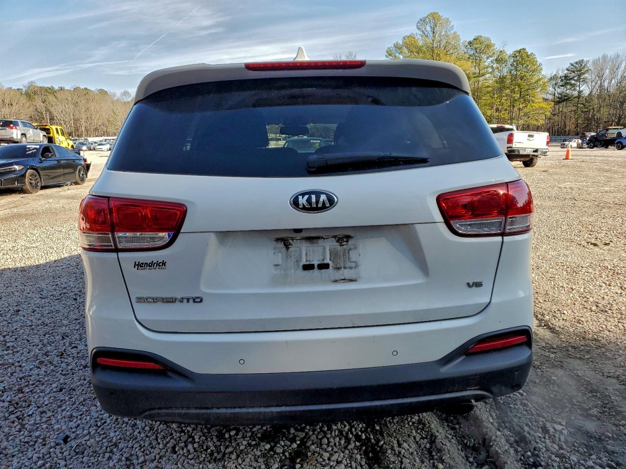 2016 KIA SORENTO LX photo 6