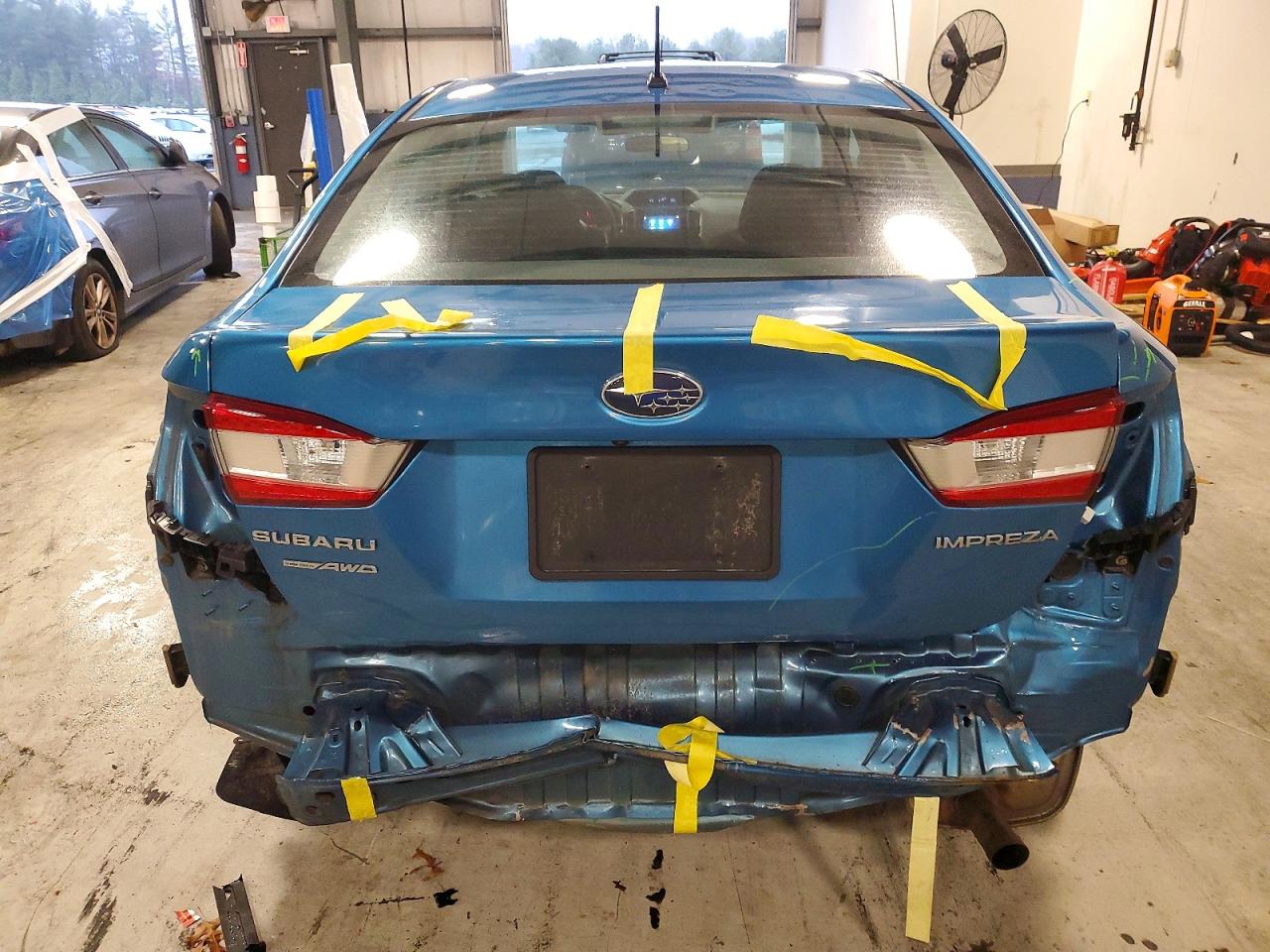 2019 SUBARU IMPREZA photo 6