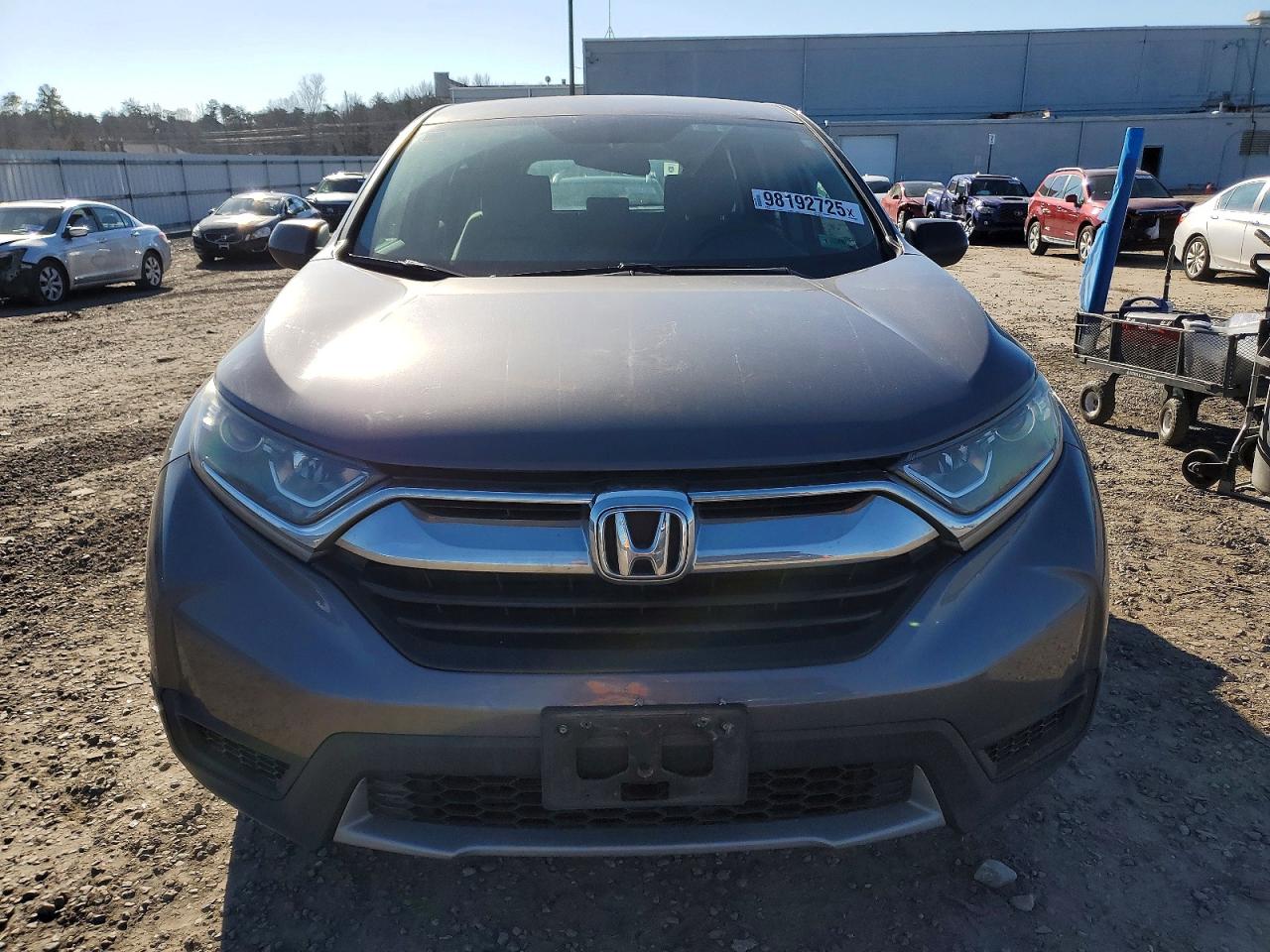 2017 HONDA CR-V LX photo 5