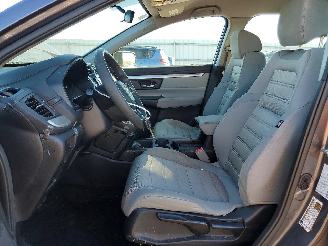 2017 HONDA CR-V LX photo 7