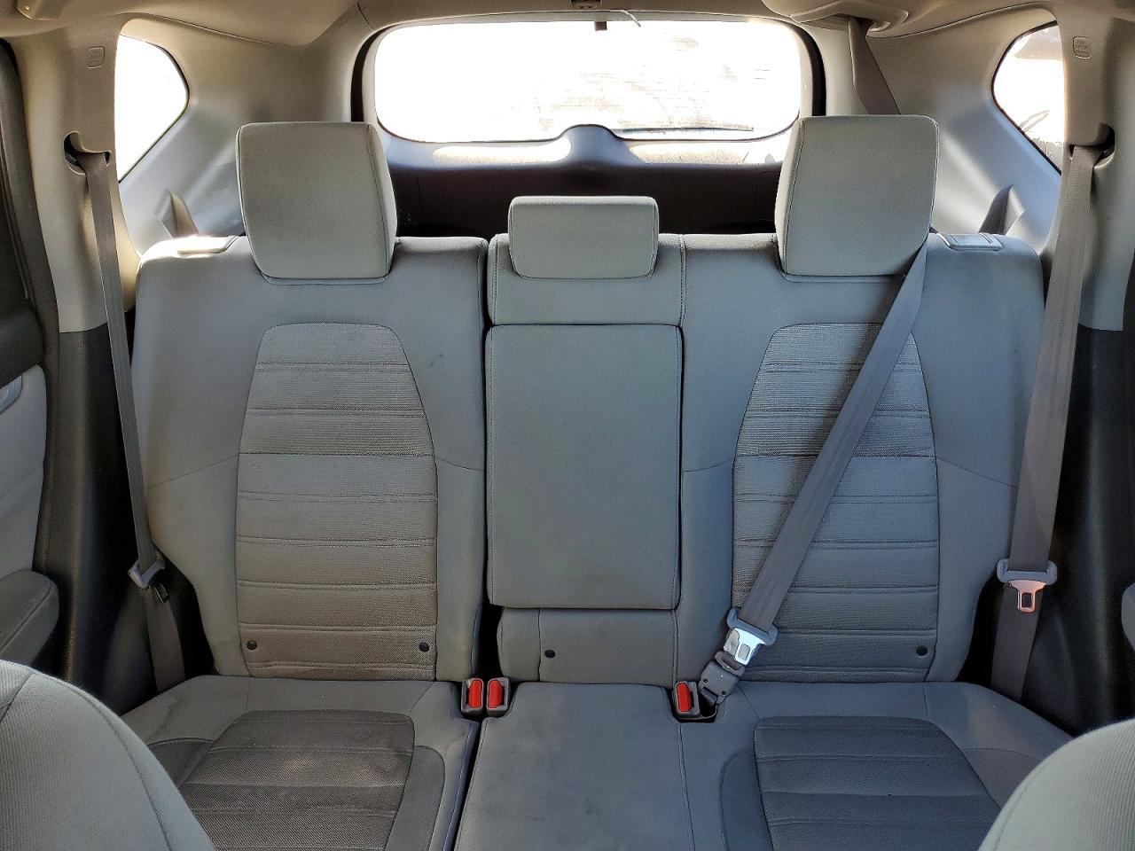 2017 HONDA CR-V LX photo 10