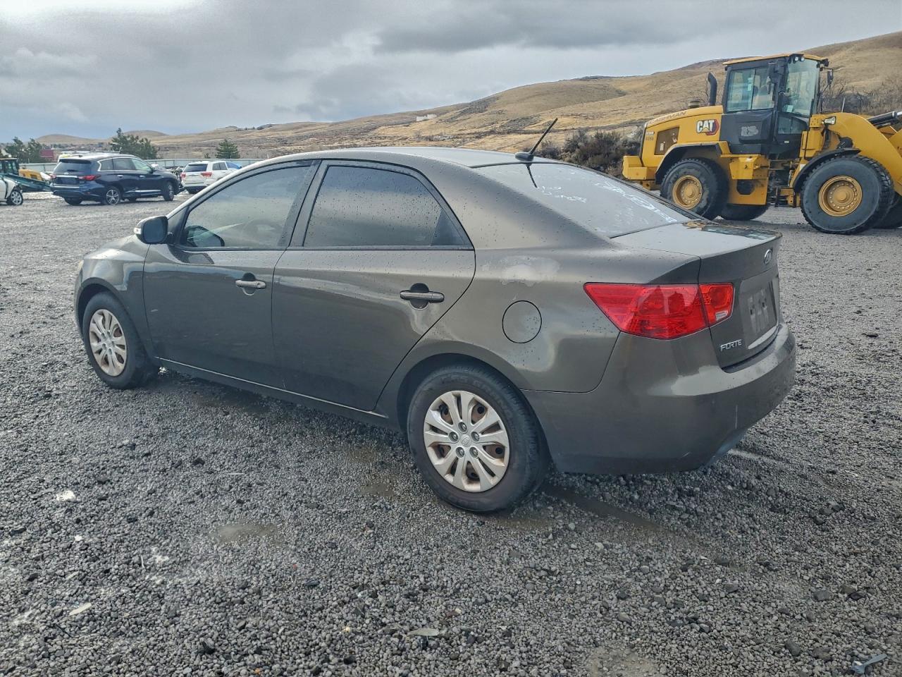 2010 KIA FORTE EX photo 2