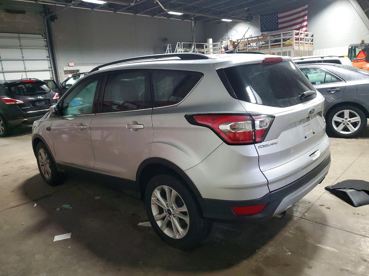 2018 FORD ESCAPE SE photo 4