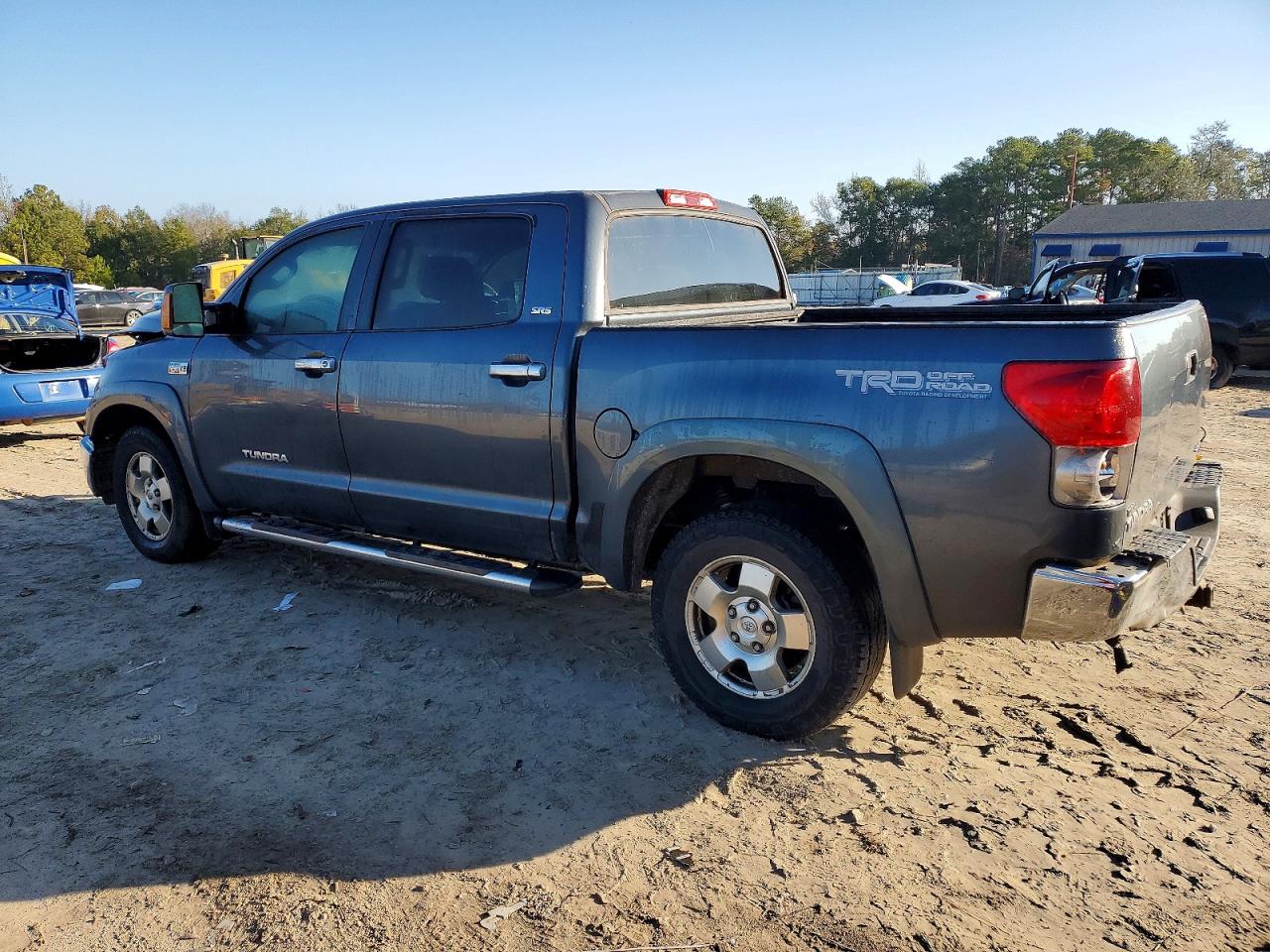 2008 TOYOTA TUNDRA CREWMAX photo 2