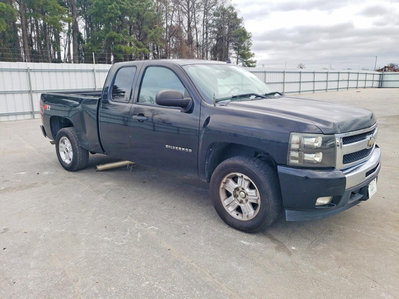 2010 CHEVROLET SILVERADO K1500 LT photo 10