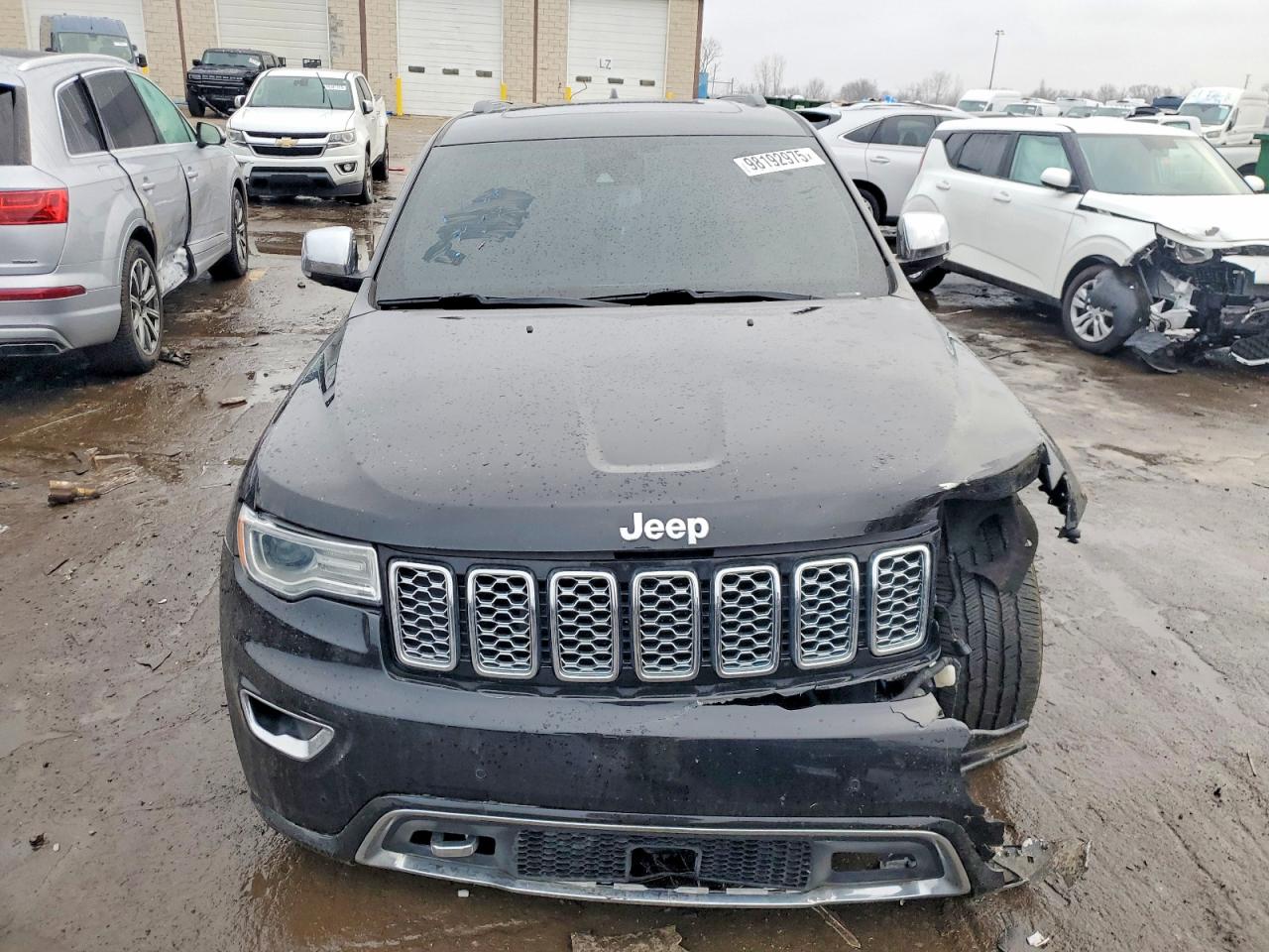 2019 JEEP GRAND CHEROKEE OVERLAND photo 5