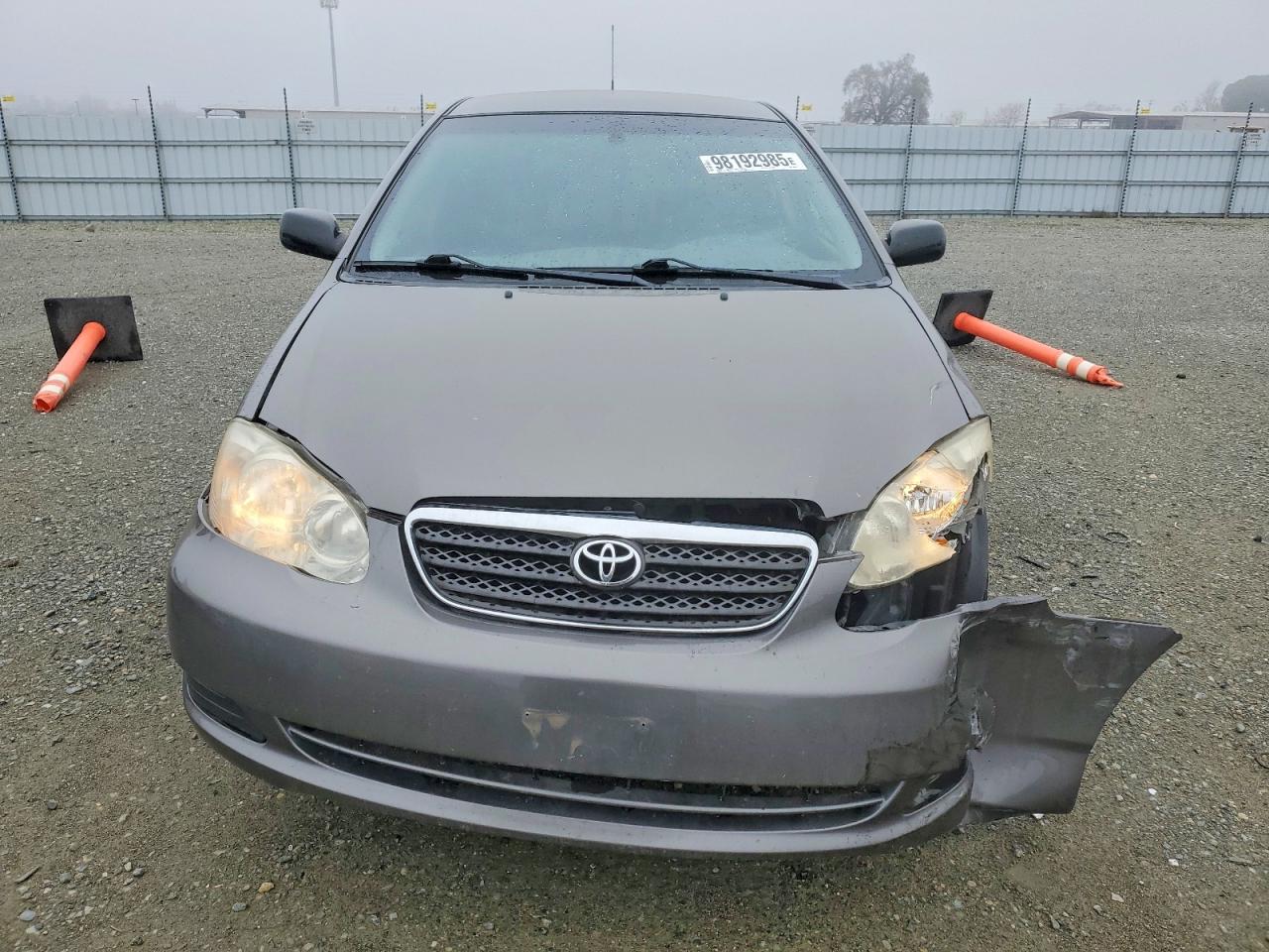 2005 TOYOTA COROLLA CE photo 9