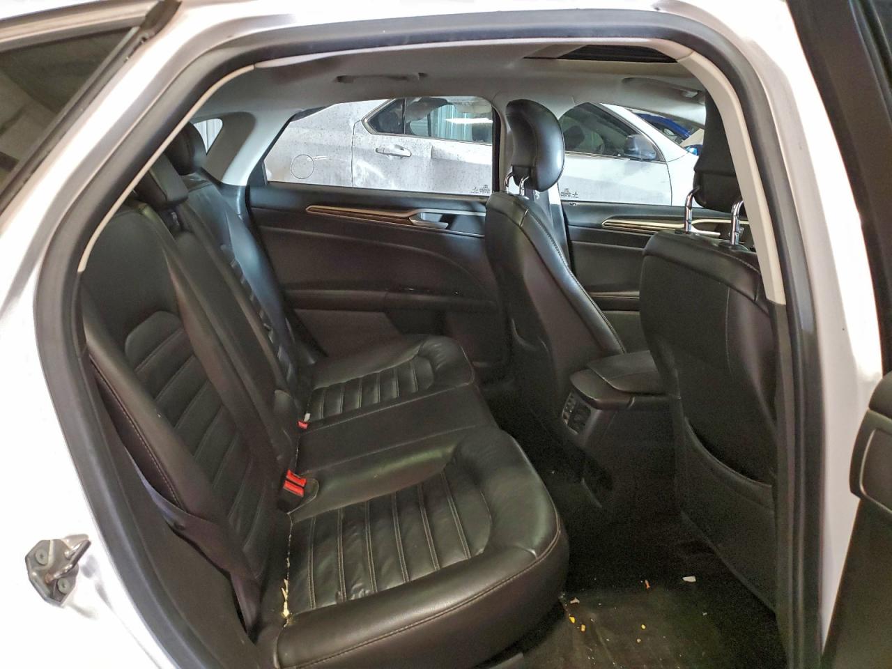 2013 FORD FUSION SE photo 11