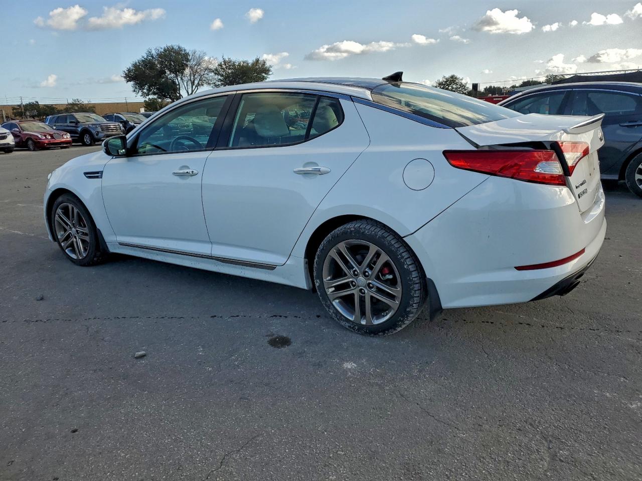 2013 KIA OPTIMA SX photo 2