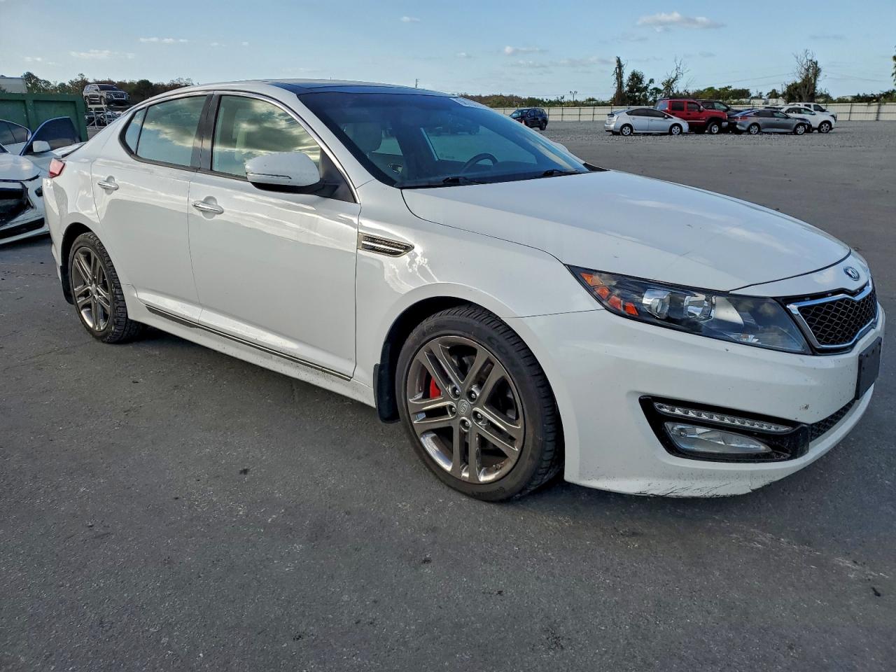 2013 KIA OPTIMA SX photo 4
