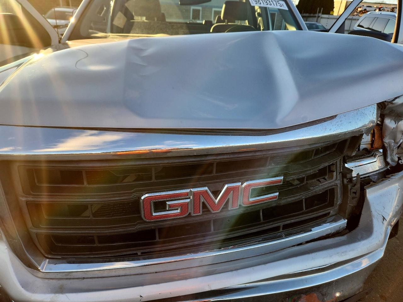2015 GMC SIERRA K1500 photo 11