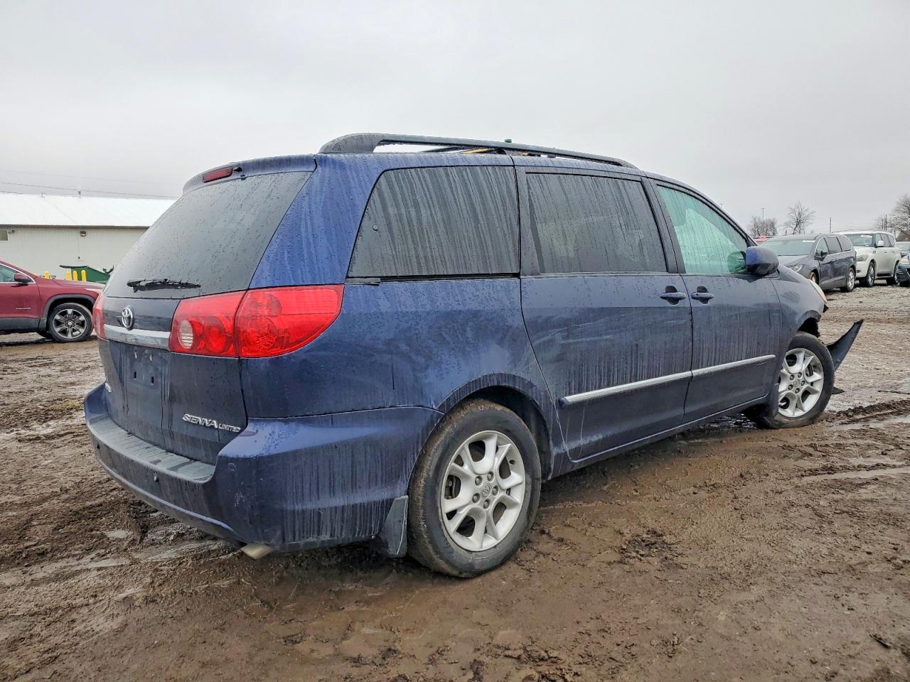 2006 TOYOTA SIENNA XLE photo 3