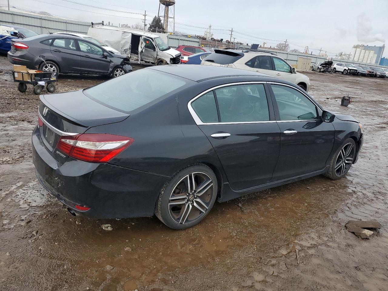 2017 HONDA ACCORD SPORT photo 3