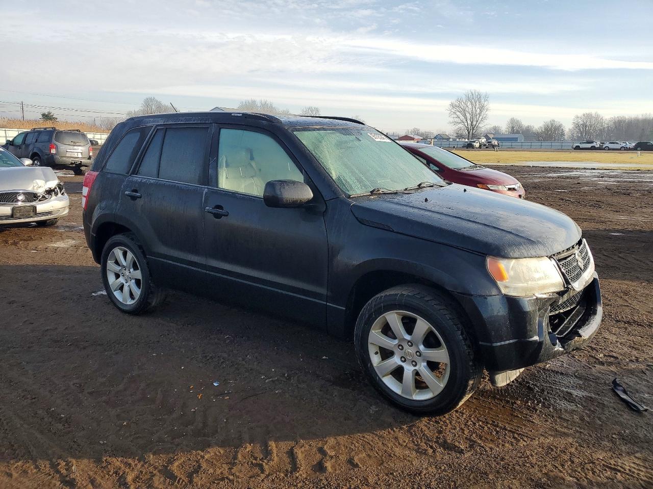 2011 SUZUKI GRAND VITARA JLX photo 4