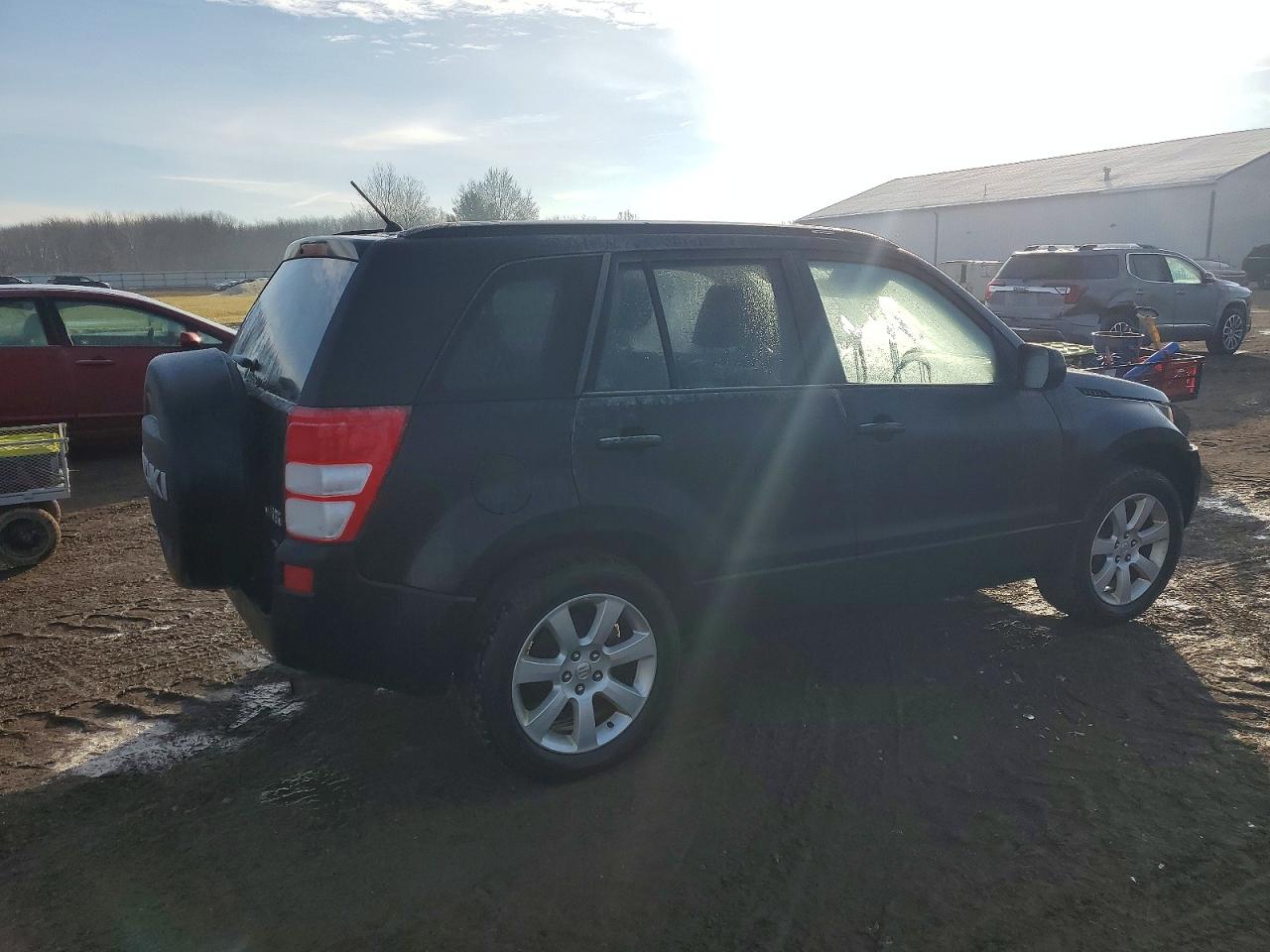 2011 SUZUKI GRAND VITARA JLX photo 3