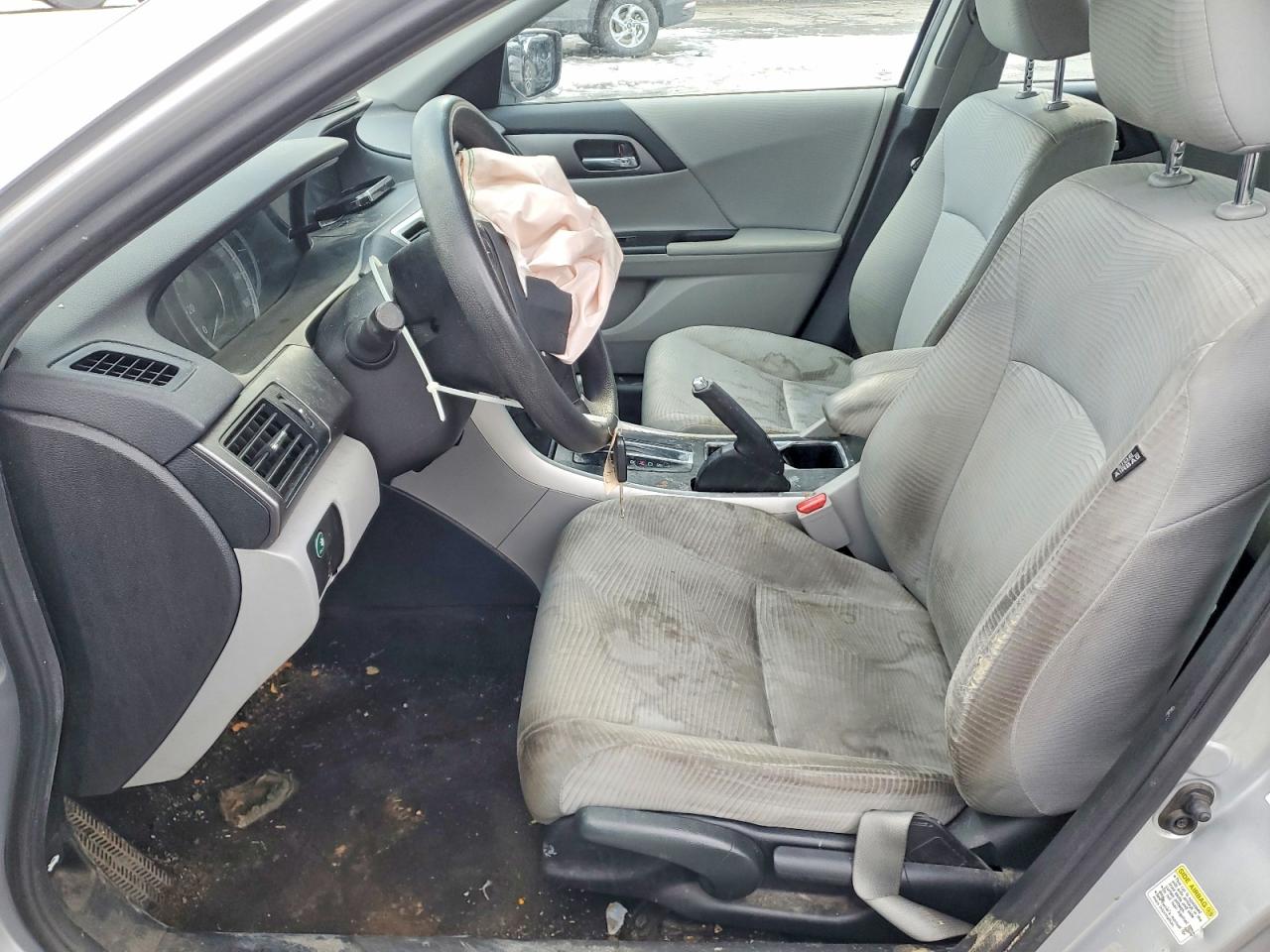 2015 HONDA ACCORD LX photo 7