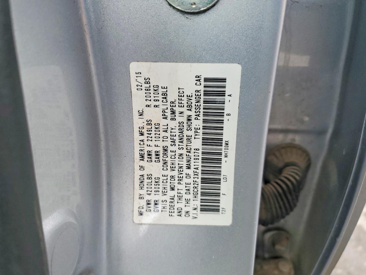 2015 HONDA ACCORD LX photo 12