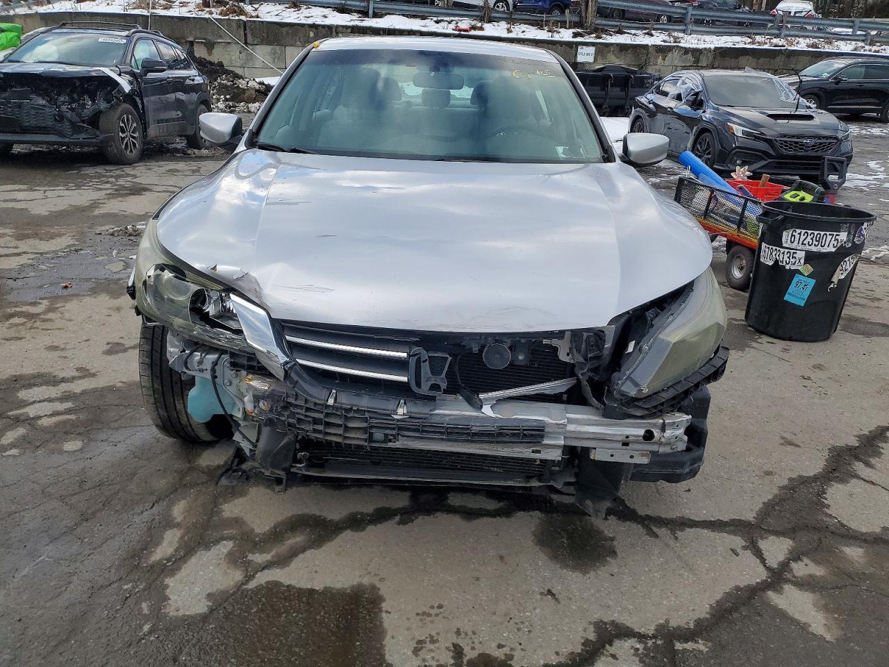 2015 HONDA ACCORD LX photo 5