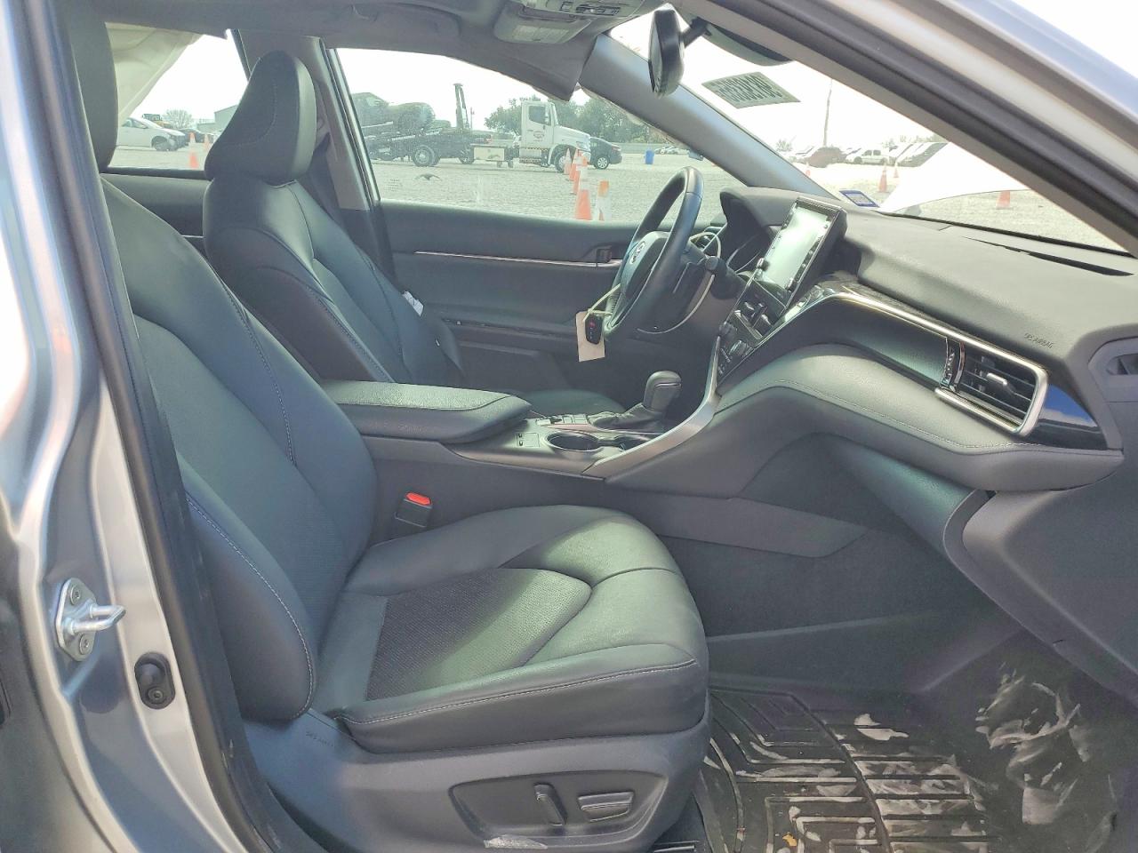 2022 TOYOTA CAMRY XSE photo 7