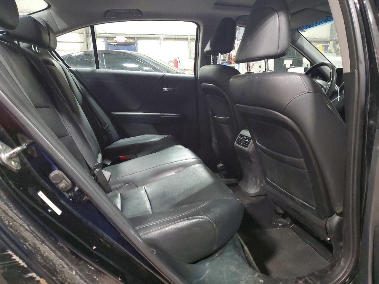2013 HONDA ACCORD TOURING photo 28