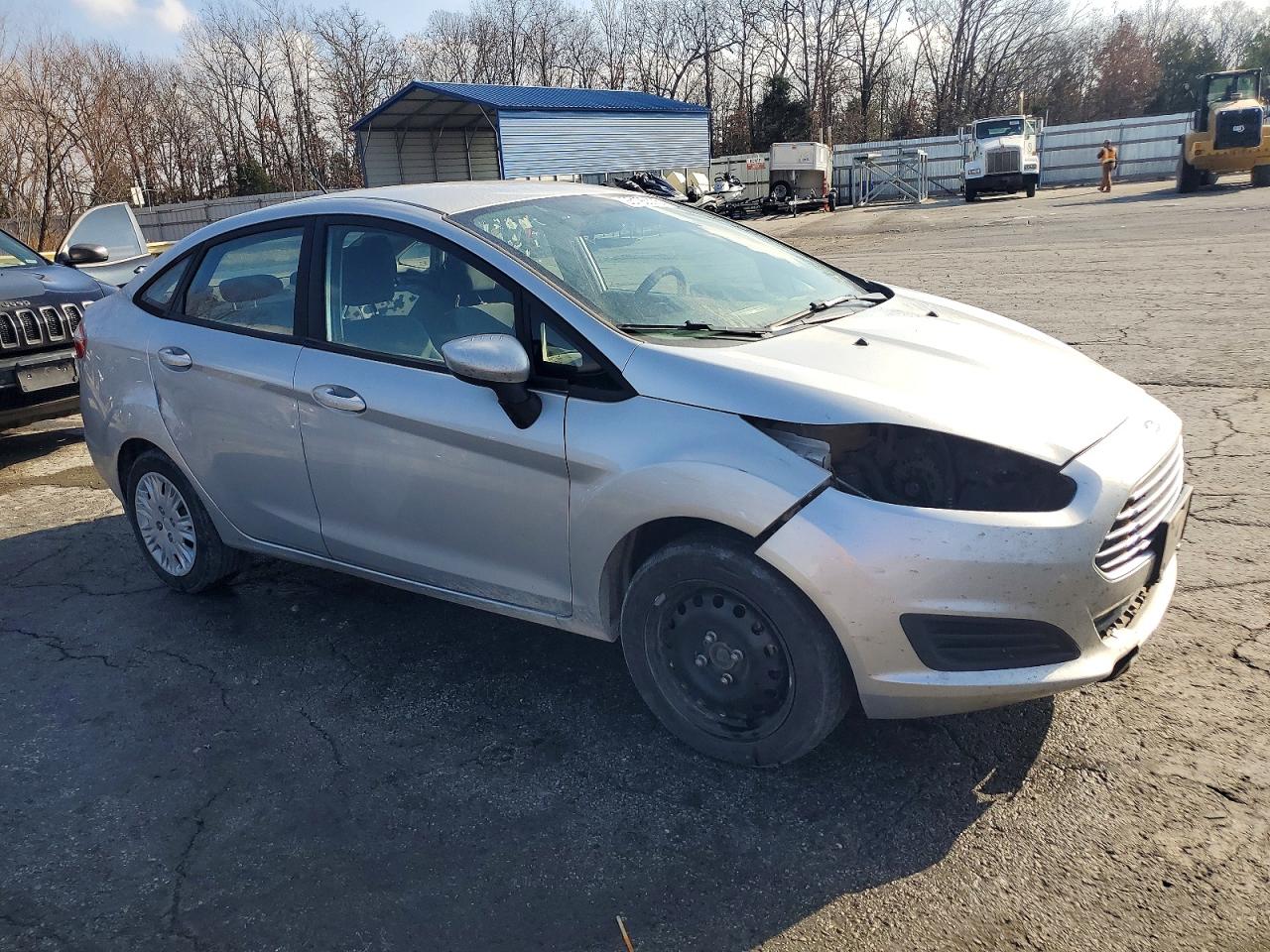 2019 FORD FIESTA S photo 4