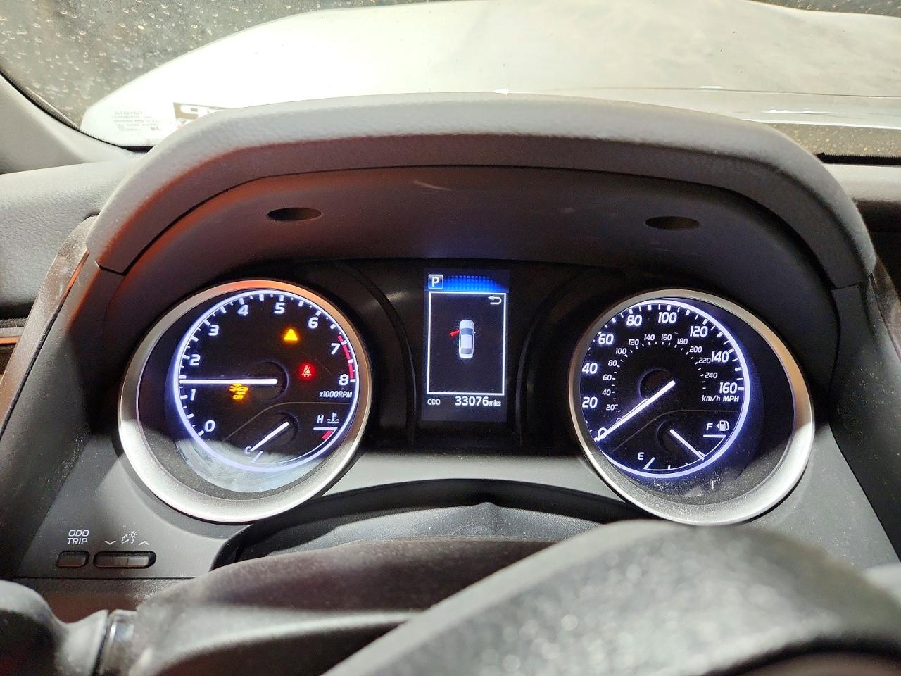 2022 TOYOTA CAMRY LE photo 9