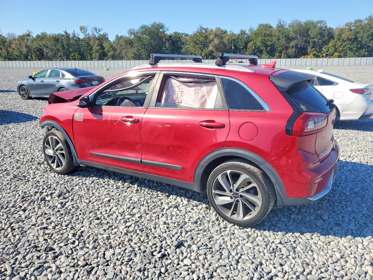 2018 KIA NIRO TOURING photo 2