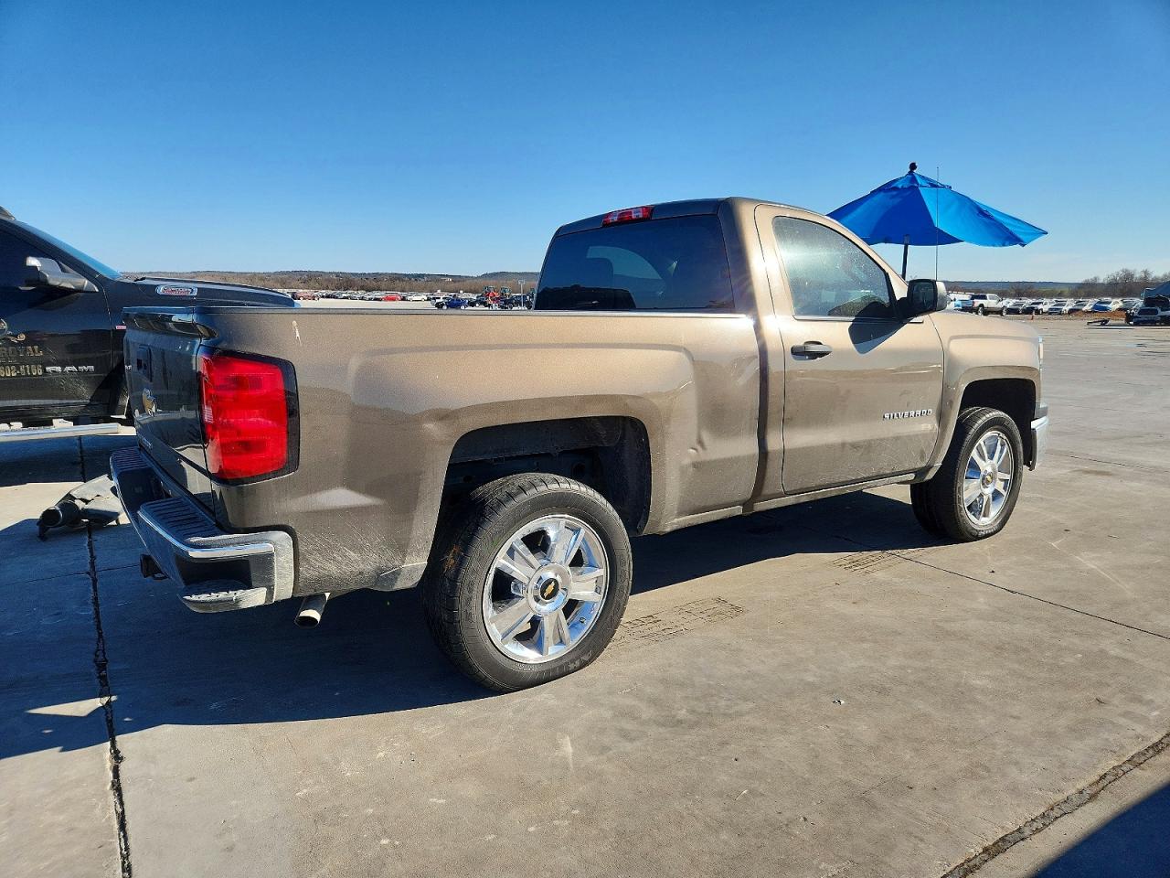 2015 CHEVROLET SILVERADO C1500 photo 3