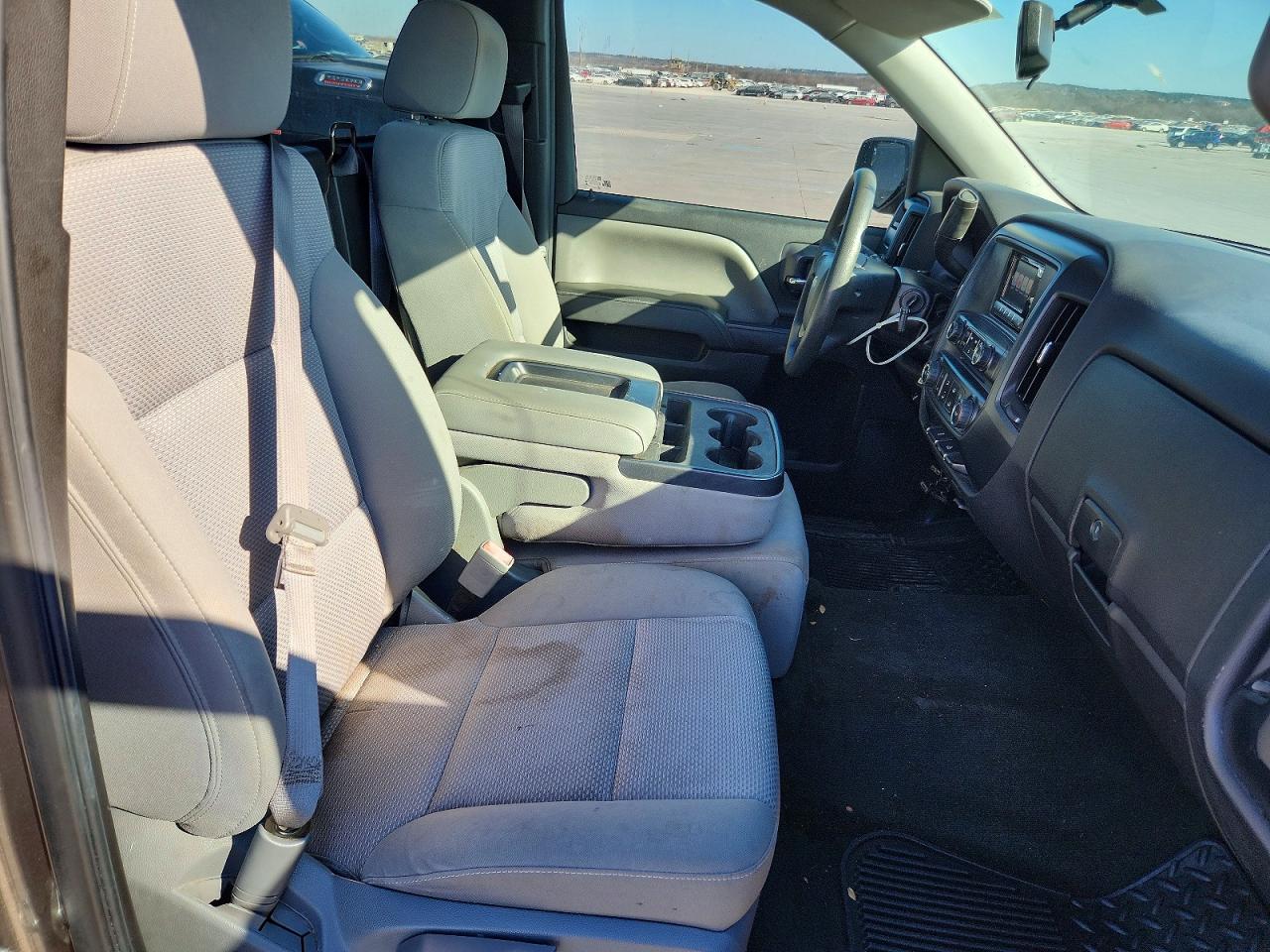 2015 CHEVROLET SILVERADO C1500 photo 10