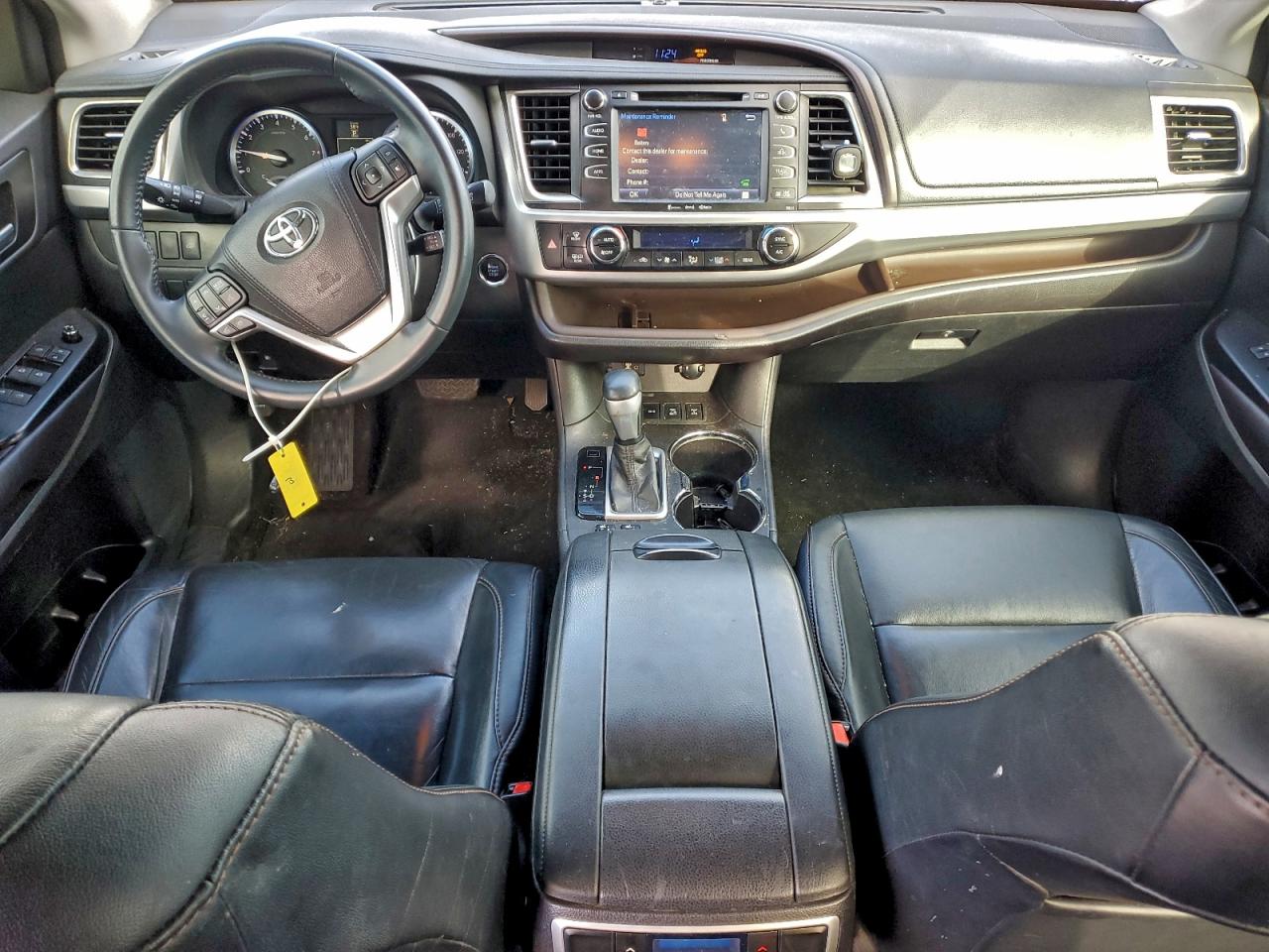 2016 TOYOTA HIGHLANDER XLE photo 8