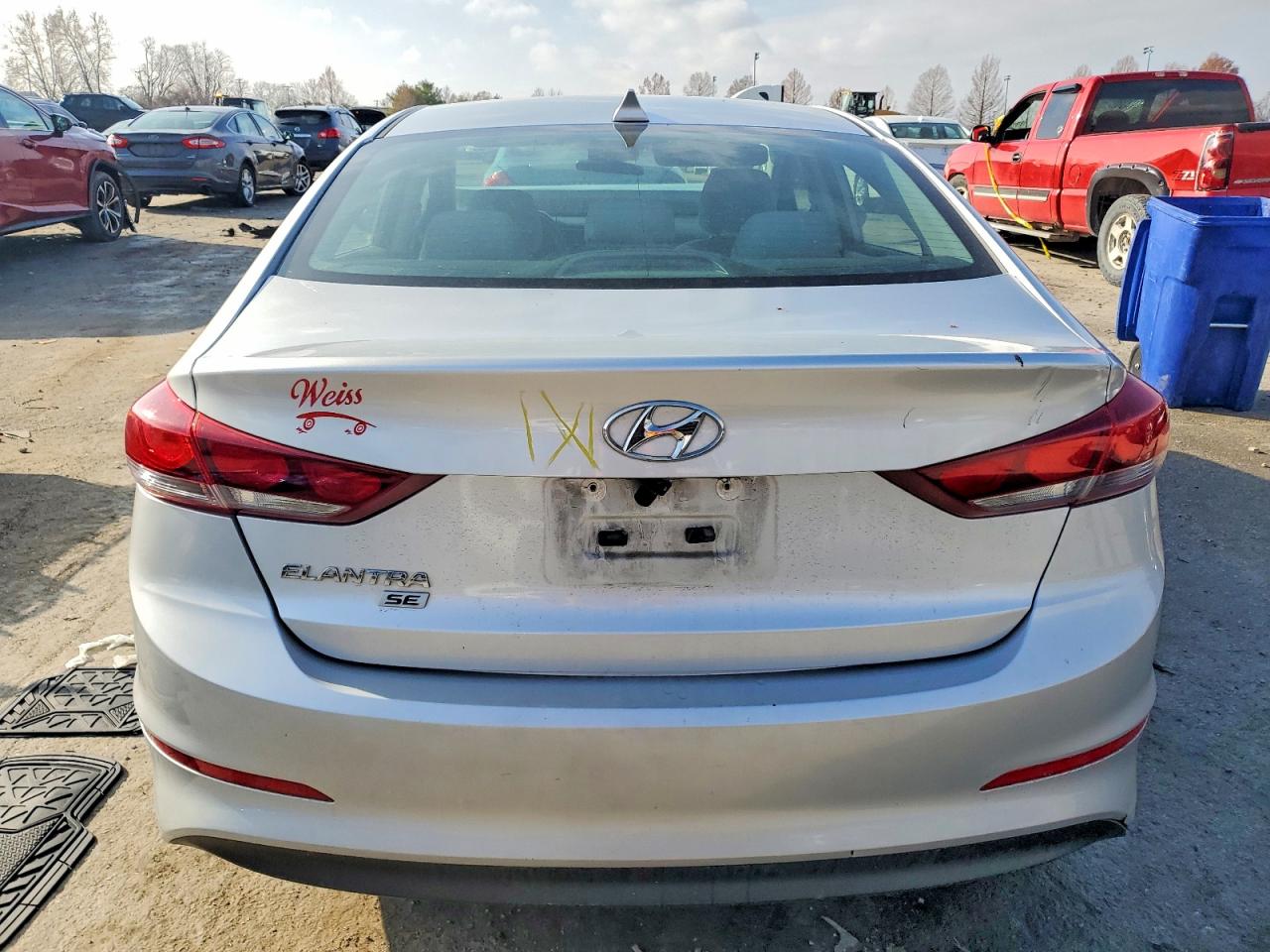2017 HYUNDAI ELANTRA SE photo 6