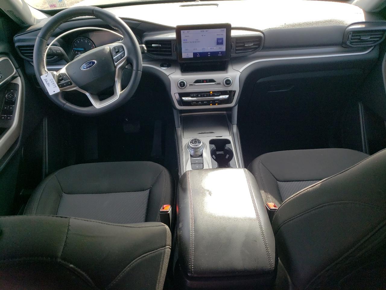 2023 FORD EXPLORER XLT photo 8