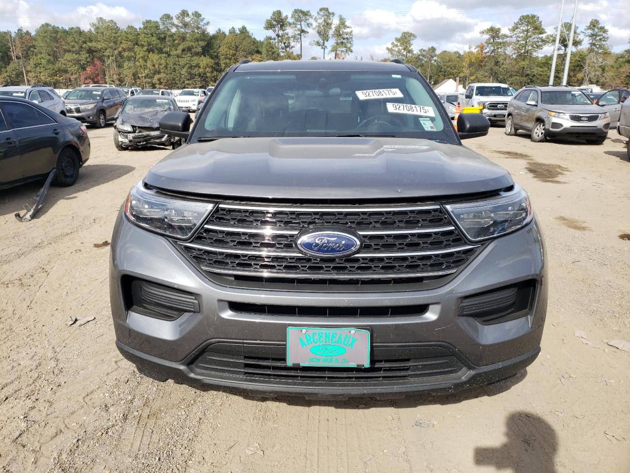 2023 FORD EXPLORER XLT photo 5
