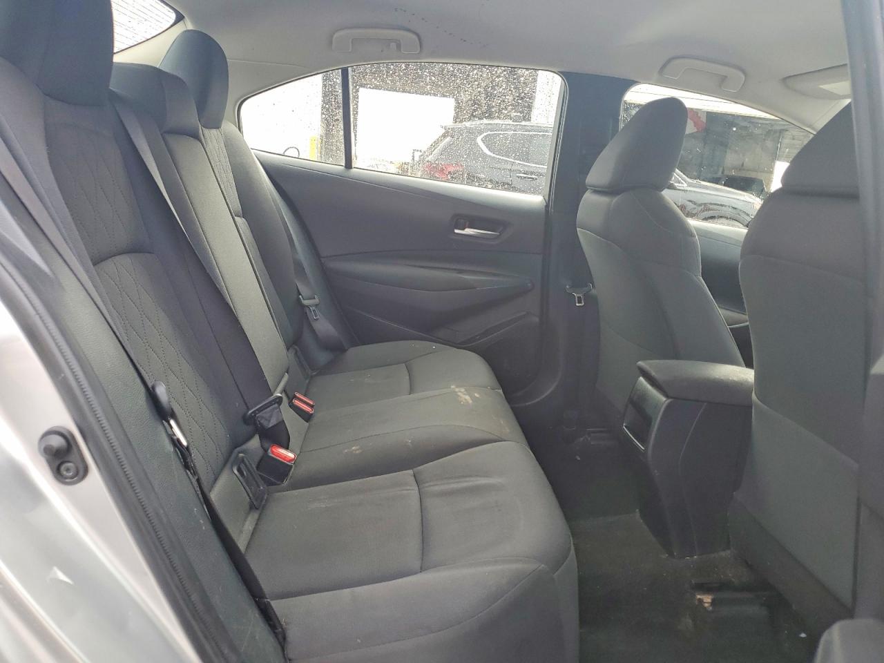 2020 TOYOTA COROLLA LE photo 10