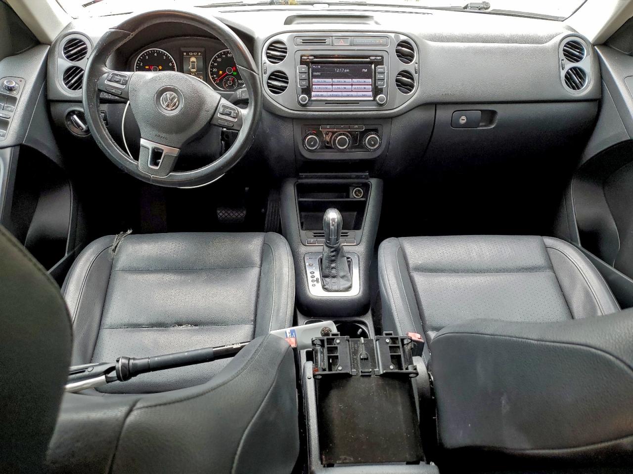 2012 VOLKSWAGEN TIGUAN S photo 8