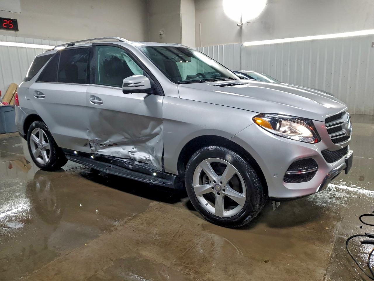 2016 MERCEDES-BENZ GLE 350 4MATIC photo 4