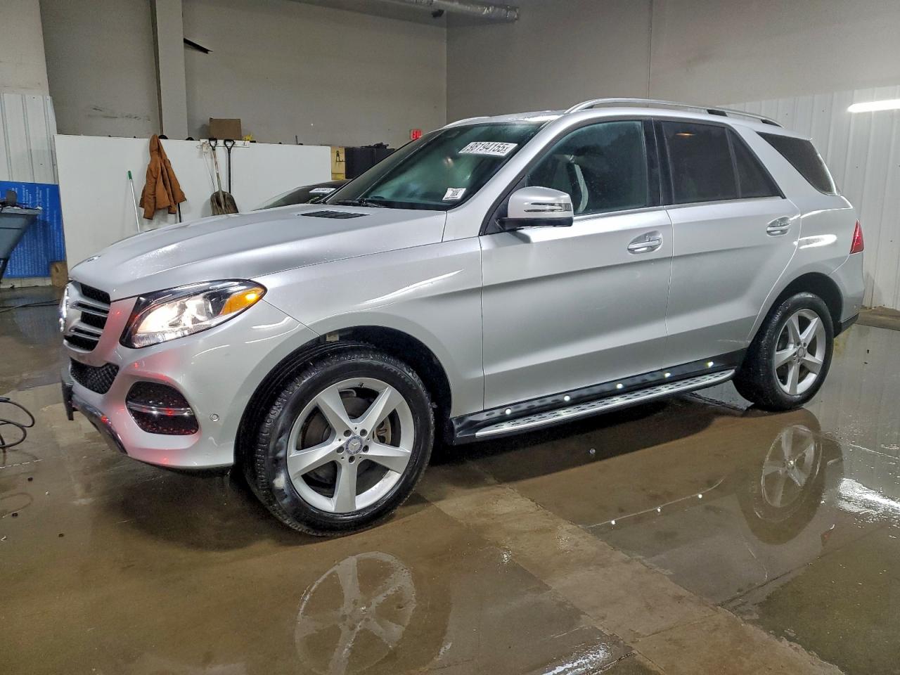 2016 MERCEDES-BENZ GLE