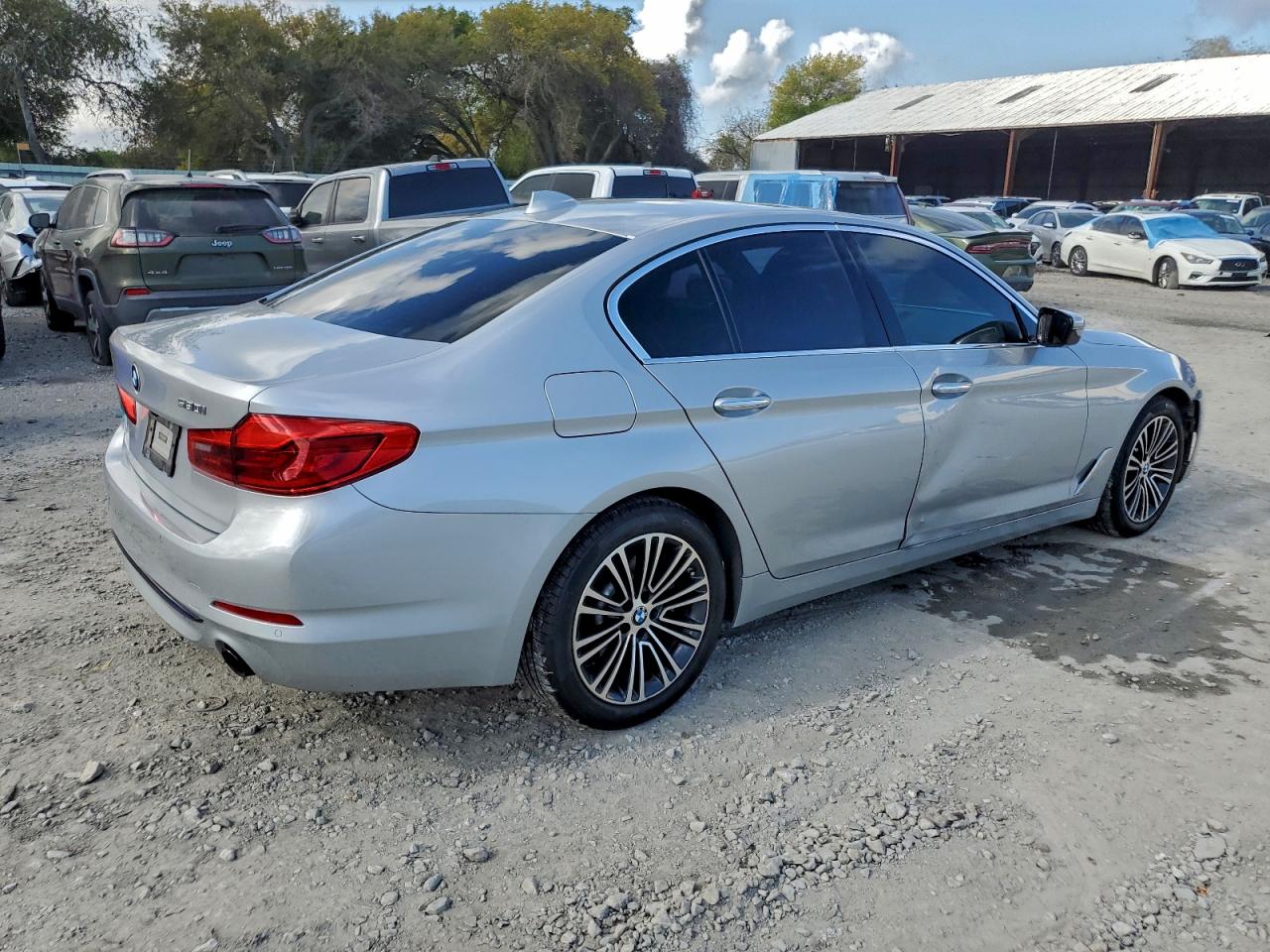 2018 BMW 530 I photo 3