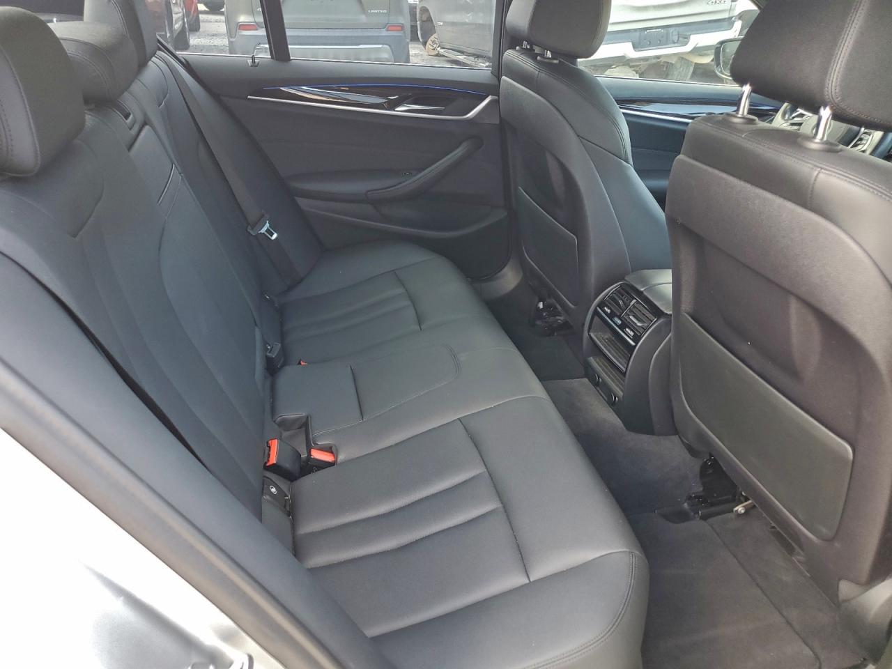 2018 BMW 530 I photo 10
