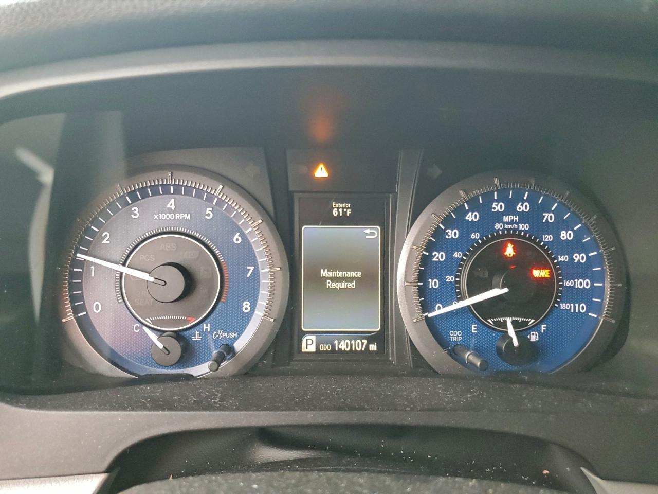 2015 TOYOTA SIENNA XLE photo 9
